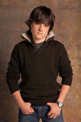 Josh Hutcherson Poster 2193777