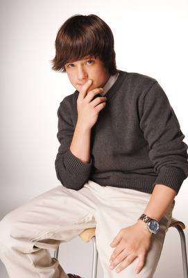 Josh Hutcherson Poster 2193784