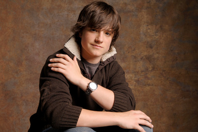 Josh Hutcherson Poster 2193788
