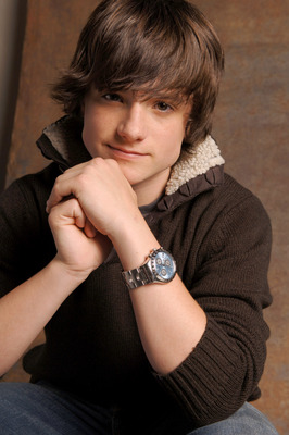 Josh Hutcherson Poster 2193790