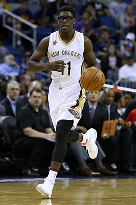 Jrue Holiday Poster 3405747