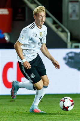 Julian Brandt Poster 3344458