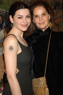 Julianna Margulies Poster 1430840