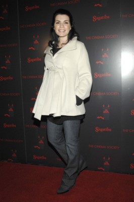 Julianna Margulies Poster 1503210