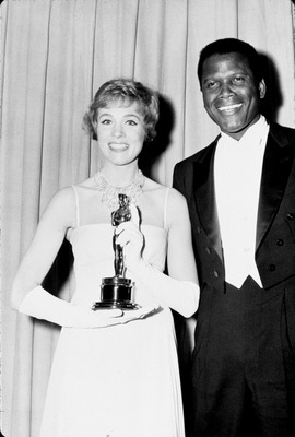 Julie Andrews Poster 2637969