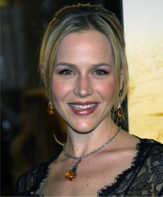 Julie Benz Poster 1341573