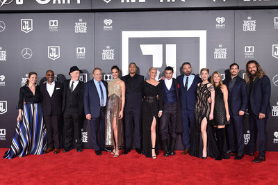 Justice League Cast Poster 2877254
