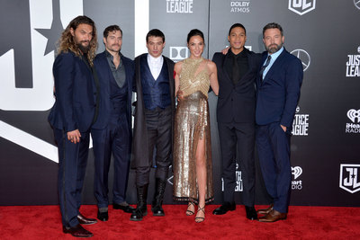 Justice League Cast Poster 2877272