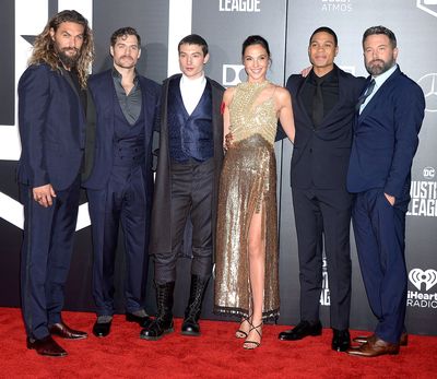 Justice League Cast Poster 2877299