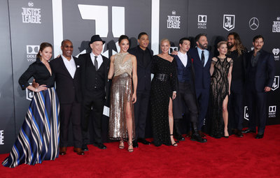 Justice League Cast Poster 2877310