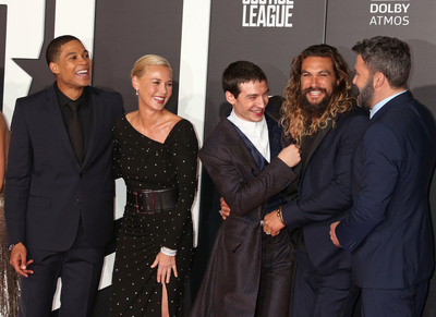Justice League Cast Poster 2877332