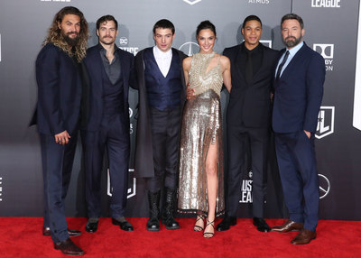 Justice League Cast Poster 2877357