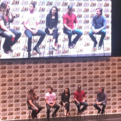 Justice League Cast Poster 2952282