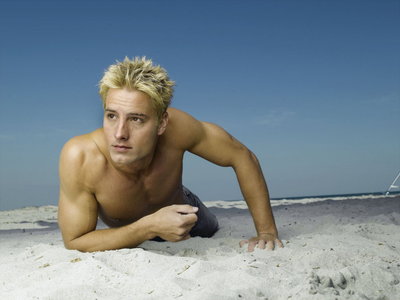 Justin Hartley Poster 2208597