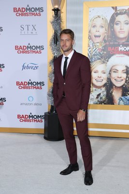 Justin Hartley Poster 2824632