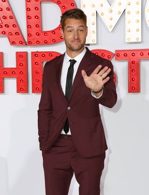 Justin Hartley Poster 2824647