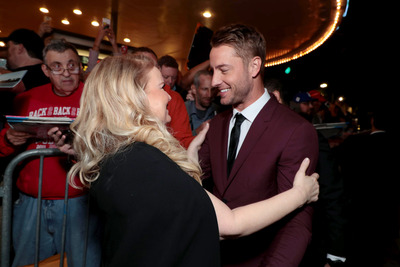 Justin Hartley Poster 2824688