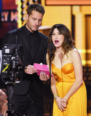 Justin Hartley Poster 2890398