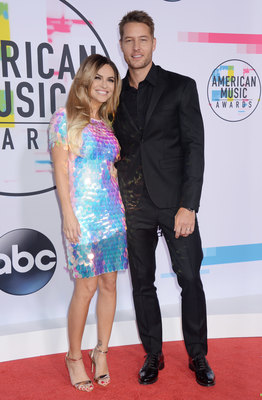 Justin Hartley Poster 2890419