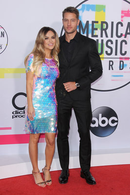 Justin Hartley Poster 2890441