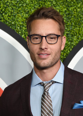 Justin Hartley Poster 2928904