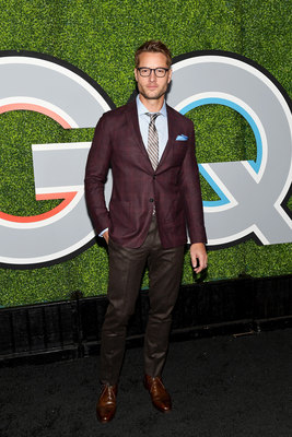 Justin Hartley Poster 2928918