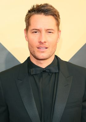 Justin Hartley Poster 2963035