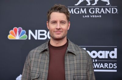 Justin Hartley Poster 3829668