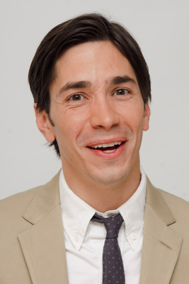 Justin Long Poster 2446587