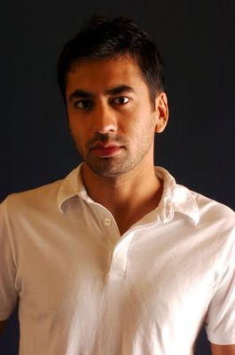 Kal Penn Poster 2203567