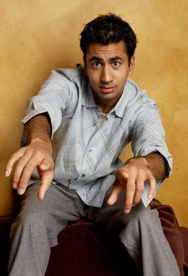Kal Penn Poster 3276886