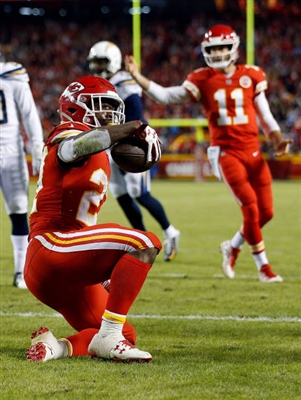 Kareem Hunt Poster 3473436