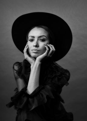 Kat Graham Poster 2701243