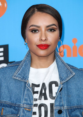 Kat Graham Poster 3218668