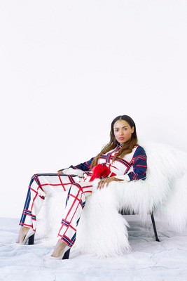 Kat Graham Poster 3658145