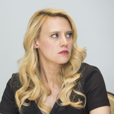 Kate McKinnon Poster 2614424