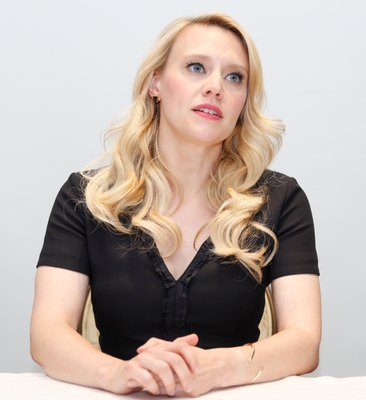 Kate McKinnon Poster 2614429