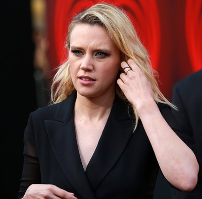 Kate Mckinnon Poster 3749816