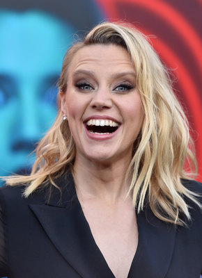 Kate Mckinnon Poster 3749849