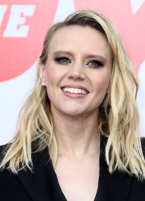 Kate Mckinnon Poster 3749852