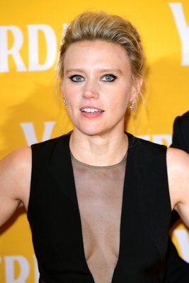 Kate Mckinnon Poster 3855660