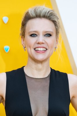 Kate Mckinnon Poster 3855707