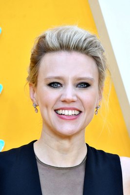 Kate Mckinnon Poster 3855745