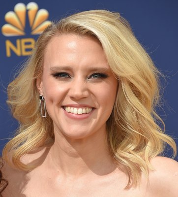 Kate Mckinnon Poster 3957187