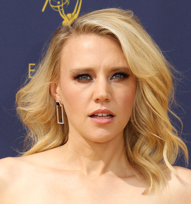 Kate Mckinnon Poster 3957199