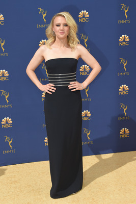 Kate Mckinnon Poster 3957204
