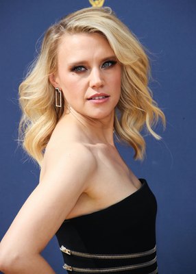 Kate Mckinnon Poster 3957205