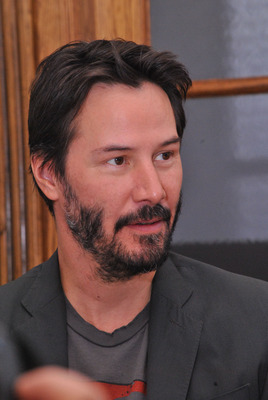 Keanu Reeves Poster 2493125