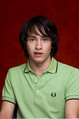 Keir Gilchrist Poster 2451072