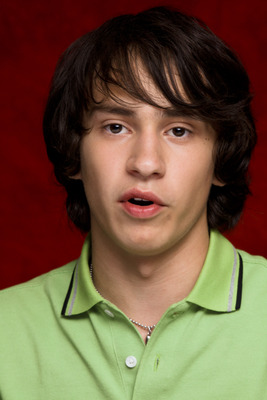 Keir Gilchrist Poster 2451086